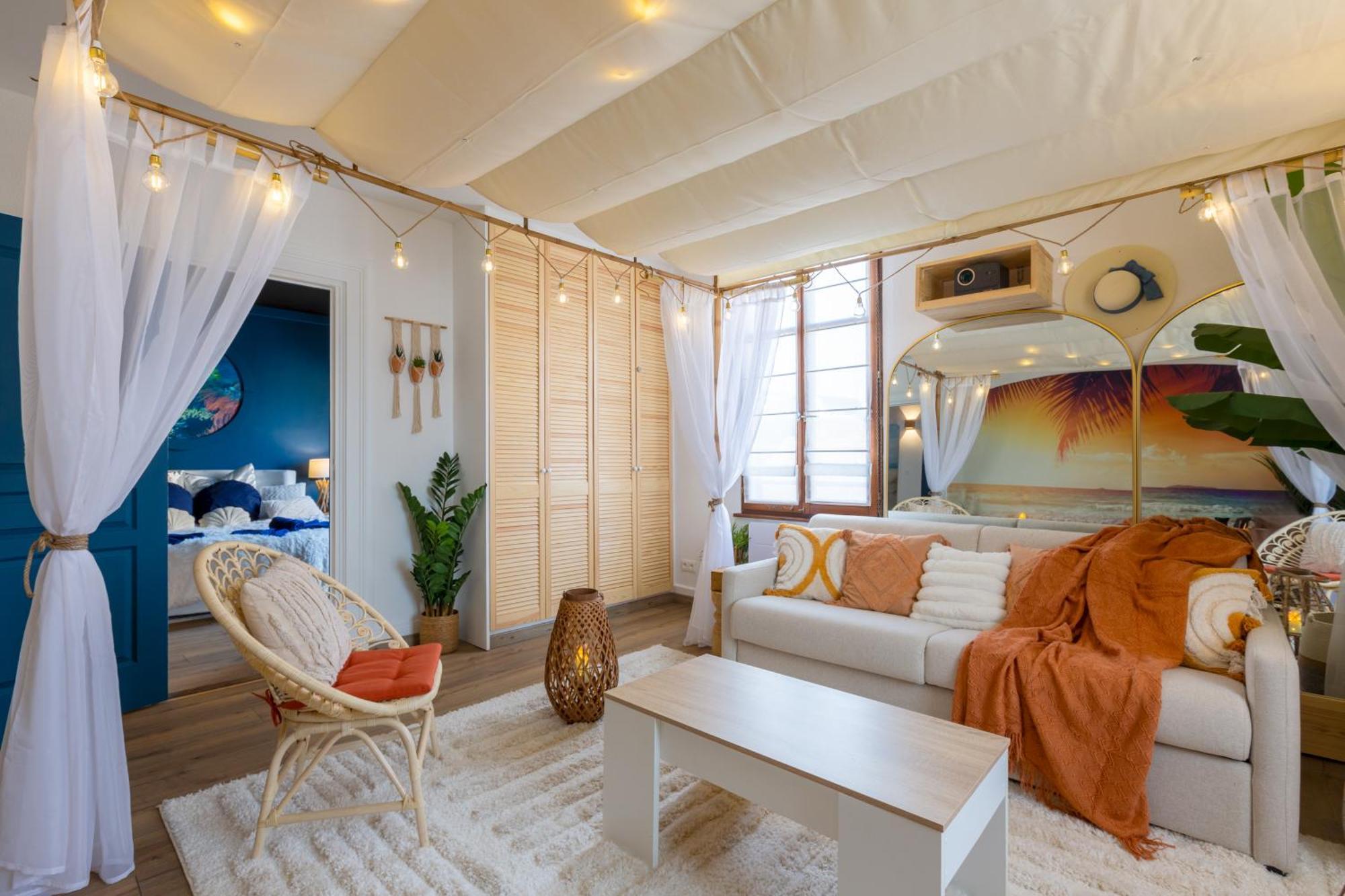 Lit Rond Tres Grand Et Confortable - Garage Possible Ou Parking Gratuit Rue - Gare 2 Min Et Ville 4 Min En Tram - Ciel Etoile - Netflix Videoprojecteur - Luxe Et Evasion Strasbourg Exterior photo