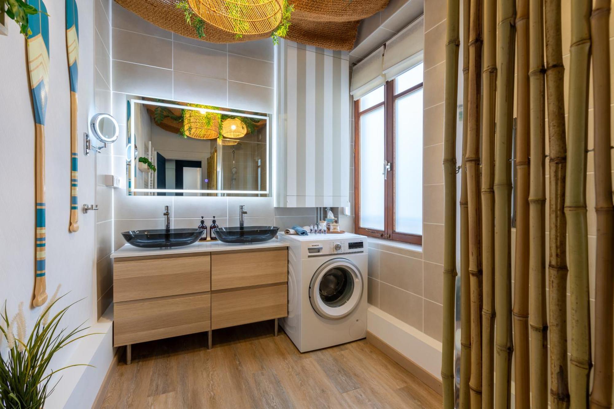 Lit Rond Tres Grand Et Confortable - Garage Possible Ou Parking Gratuit Rue - Gare 2 Min Et Ville 4 Min En Tram - Ciel Etoile - Netflix Videoprojecteur - Luxe Et Evasion Strasbourg Exterior photo