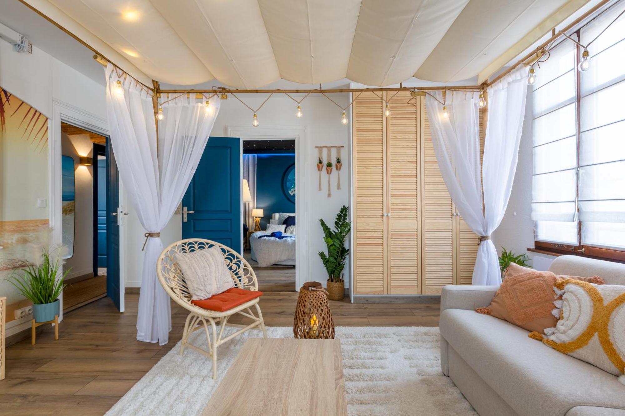 Lit Rond Tres Grand Et Confortable - Garage Possible Ou Parking Gratuit Rue - Gare 2 Min Et Ville 4 Min En Tram - Ciel Etoile - Netflix Videoprojecteur - Luxe Et Evasion Strasbourg Exterior photo